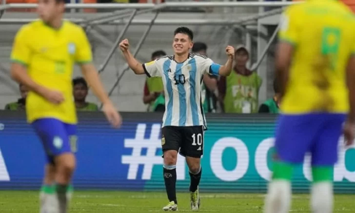 Argentina eliminó a Brasil con un hat-trick de Echeverri y es semifinalista del Mundial Sub 17