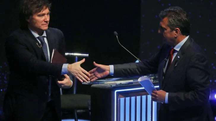 Massa y Milei se juegan a todo o nada en el último debate presidencial: la opinión de los analistas