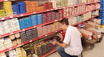 Búsqueda laboral para repositor de supermercado en Necochea