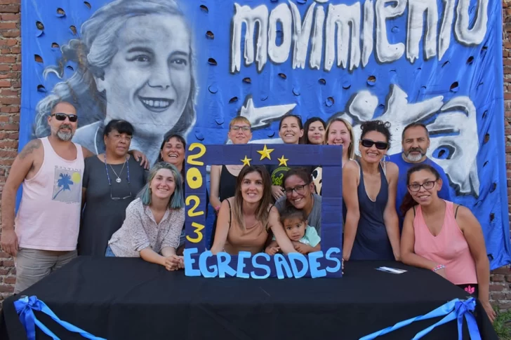 El Movimiento Evita reconoció a egresados de FinES