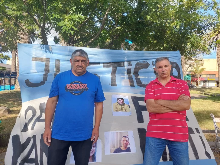 Familiares de policías condenados: “Nuestro reclamo no cesará hasta que haya un juicio justo”