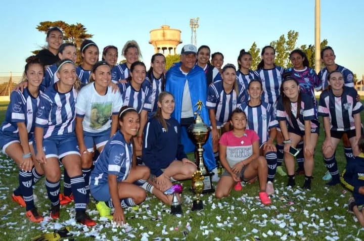 Rivadavia extiende su dominio entre las mujeres y se consagra como tetracampeón