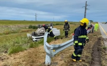 Accidente fatal en Ruta 11: una mujer embarazada murió tras volcar el auto