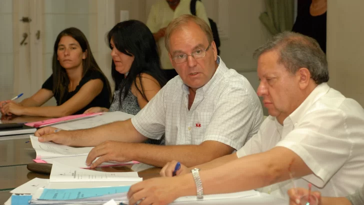 Concejales analizarán en una sesión rechazar el DNU del gobierno de Milei
