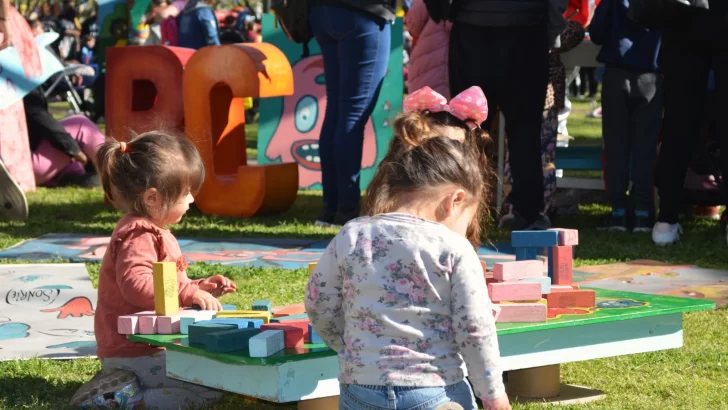 Talleres, actividades educativas y recreativas en el Festival Infantil