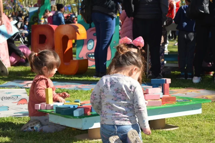 Talleres, actividades educativas y recreativas en el Festival Infantil