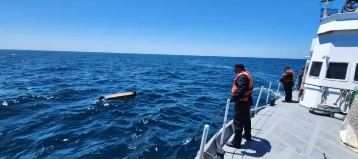 Encontraron el kayak del joven que desapareció en el mar en Claromecó