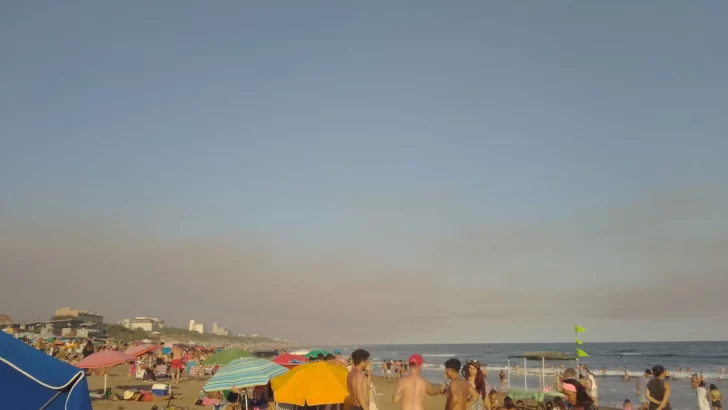 Una nube de humo cubre Necochea y Quequén