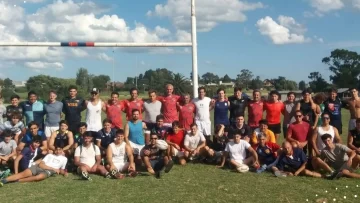 Más de 50 jugadores participaron de la primera tocata de rugby