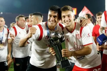 Con el necochense Juan Pablo Zozaya en el arco de Estudiantes inicia hoy la Copa Argentina