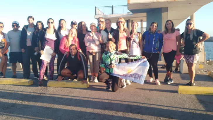 El buen clima acompañó la caminata solidaria a beneficio del CEC Nº 803 de Quequén