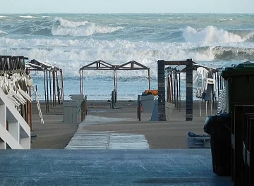 Cesó la alerta y las olas vuelven de a poco a la normalidad