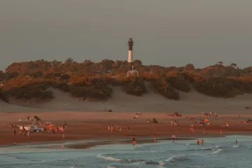 Quequén: “El balneario que supo atraer a la aristocracia y hoy revive con aire a aldea de pescadores brasileña”