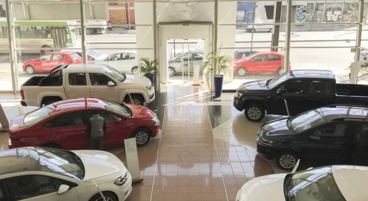 Por el derrumbe en las ventas, los precios de los autos empezaron a bajar