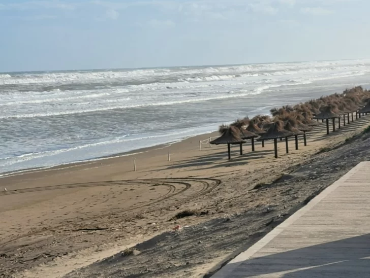 Fuerte crecida del mar y alerta del Servicio de Hidrografía Naval