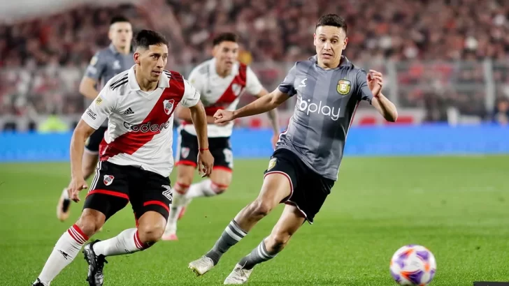 River y Estudiantes de La Plata definen la Supercopa Argentina: todos los detalles del partido