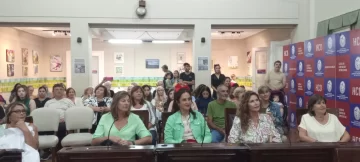 Mujeres artístas expusieron en el Concejo