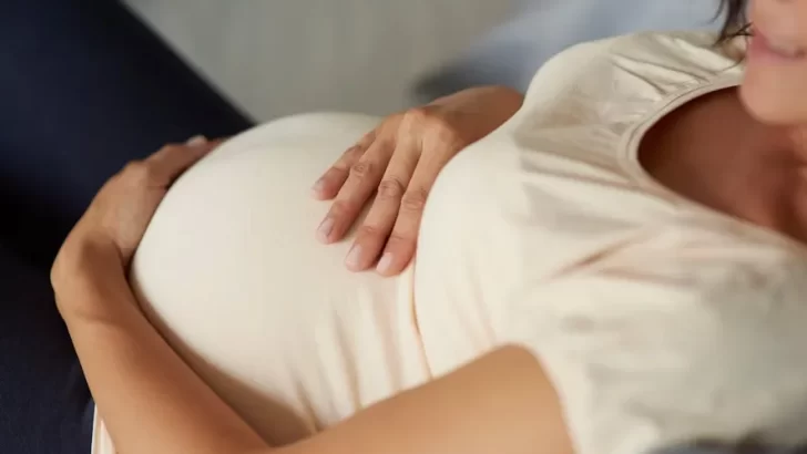 Nueva vacuna gratuita y obligatoria para personas embarazadas