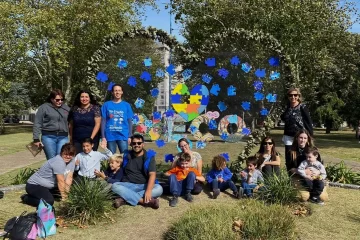 En el Corazón de la Plaza: intervención para concientizar sobre el autismo