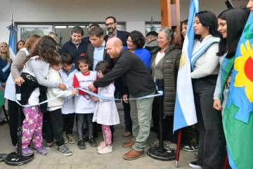 Kicillof inauguró la ampliación de la Escuela Primaria N° 12 de Mar Chiquita