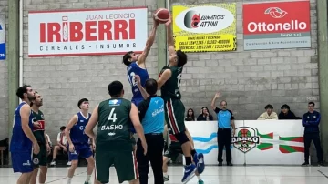 Básquet local: Rivadavia ganó y se mantiene invicto pero el líder es Centro Vasco