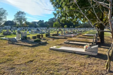 Llaman a regularizar nichos vencidos del Cementerio Jardín