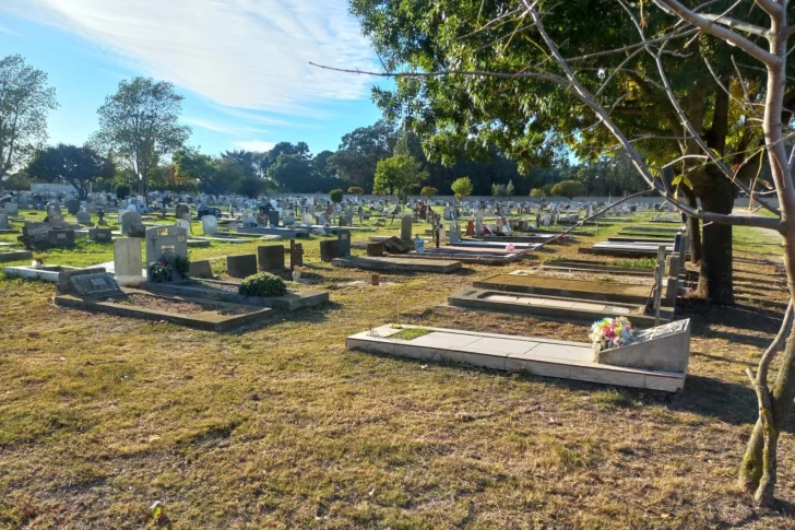 Llaman a regularizar nichos vencidos del Cementerio Jardín
