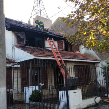 Solicitan ayuda para la familia damnificada por el incendio en la casa de 67 y 32