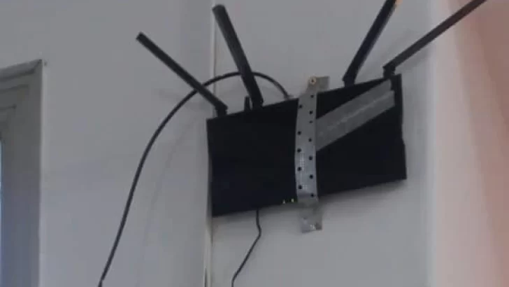 Colocan routers en el Hospital donados por la Cooperadora