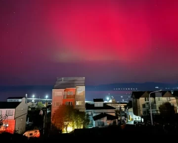 La tormenta solar provocó inéditas auroras australes en Ushuaia y la Antártida