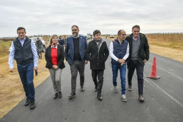 Kicillof inauguró la obra de suministro de gas natural en Pirovano