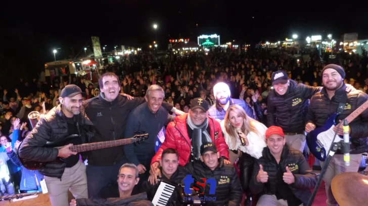 Onda Sabanera le puso ritmo a la Fiesta de los Pescadores, que hoy tiene su última jornada