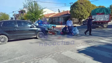 Choque en 74 y 63: una motociclista hospitalizada