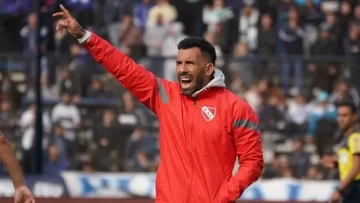 Carlos Tévez se va de Independiente