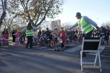 Más de 250 niños participan de la bicicletada en el Día de la Seguridad Vial