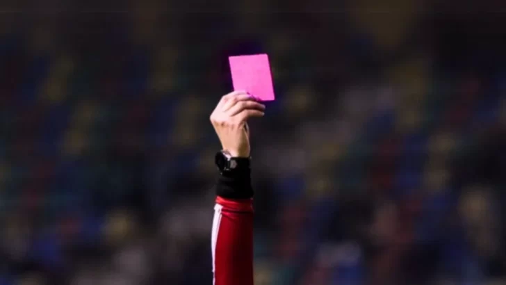 Tarjeta rosa: la novedosa implementación que se utilizará en la Copa América