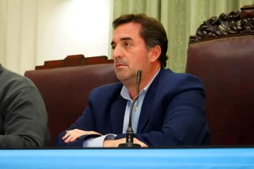 “Se trata de darle las herramientas al Ejecutivo para que la Municipalidad siga prestando servicios”