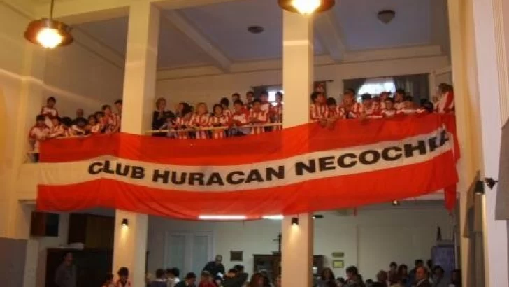 Un club que nació siendo pelota de fútbol y 106 años después vuela bien alto