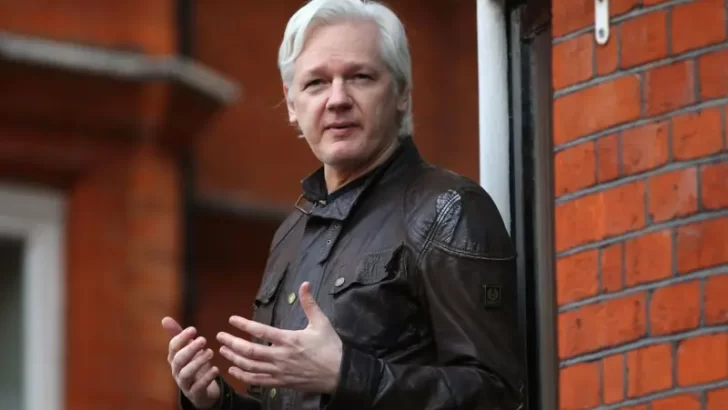 Julian Assange recupera la libertad tras llegar a un acuerdo con el gobierno de EE.UU.