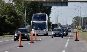 Más de 800 autos circulan por hora hacia la costa