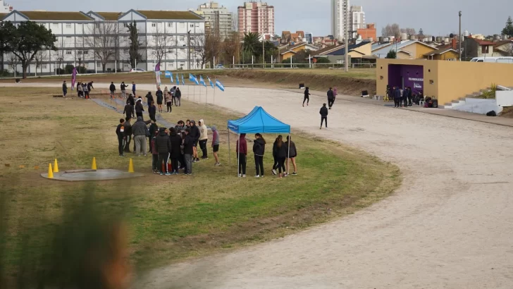 La pista municipal de atletismo recibe a la etapa local de los Juegos Bonaerenses