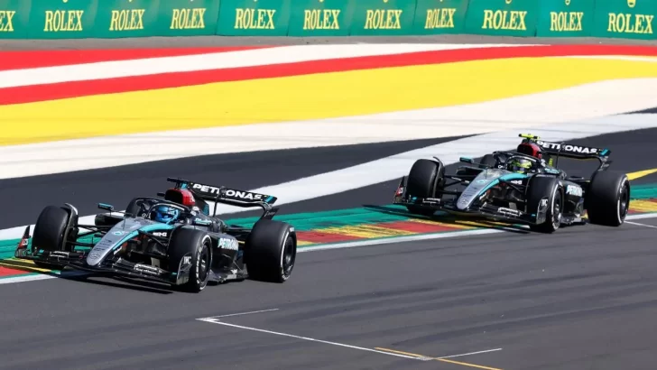 Hamilton se quedó con el triunfo en el GP de Bélgica tras la descalificación de Russell