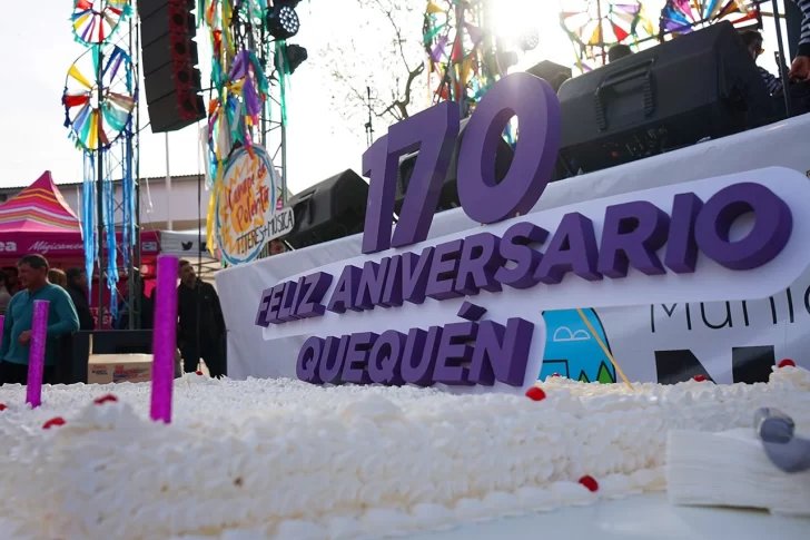 Que espectáculos se presentan este domingo durante los festejos de Quequén