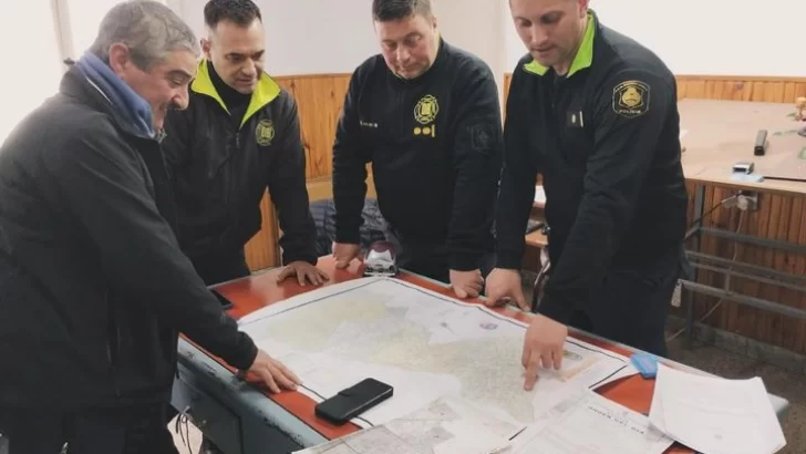 Reunión estratégica de bomberos en Necochea para fortalecer la respuesta ante emergencias