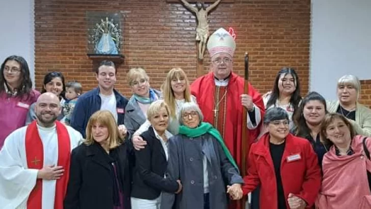 Monseñor Giobando visitó Necochea y celebró varios sacramentos