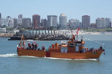 Barco-escollera-728x485