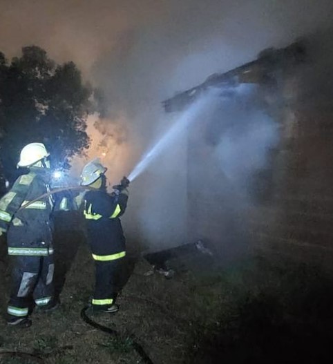 Se incendió una vivienda en construcción