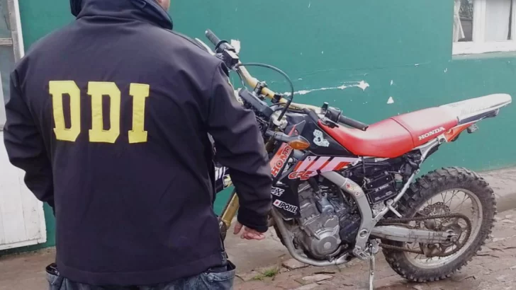 Encontraron en Lobería una moto que había sido robada al año pasado en nuestra ciudad