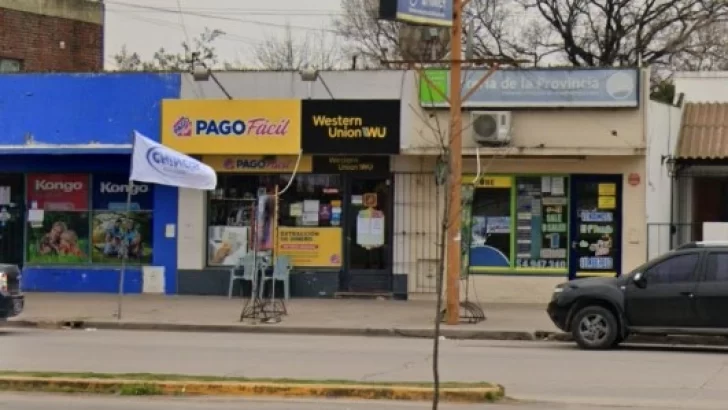 Entró dos minutos al Pago Fácil y le robaron la bici