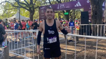 Federico Santibáñez estableció un nuevo récord necochense para los 21 kilómetros